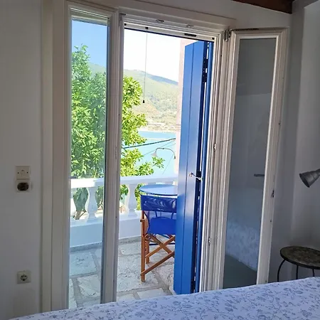 Spitaki * Skopelos Town