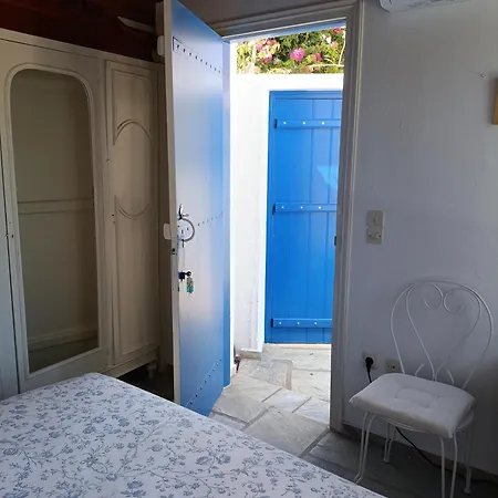 Spitaki Skopelos Town
