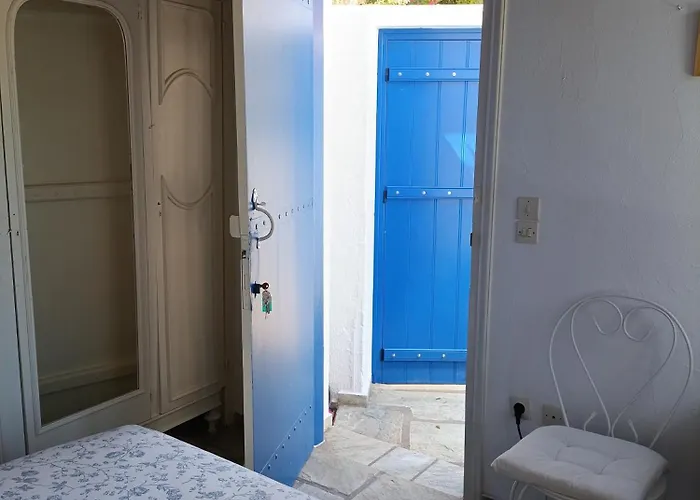 Spitaki Skopelos Town